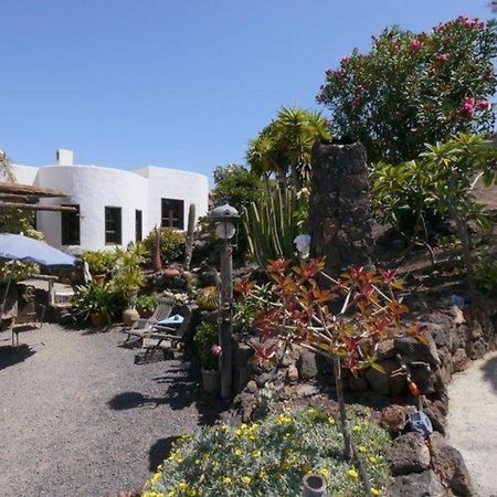 Ferienhaus In Guatiza Mit Gemeinsamem Pool Dış mekan fotoğraf